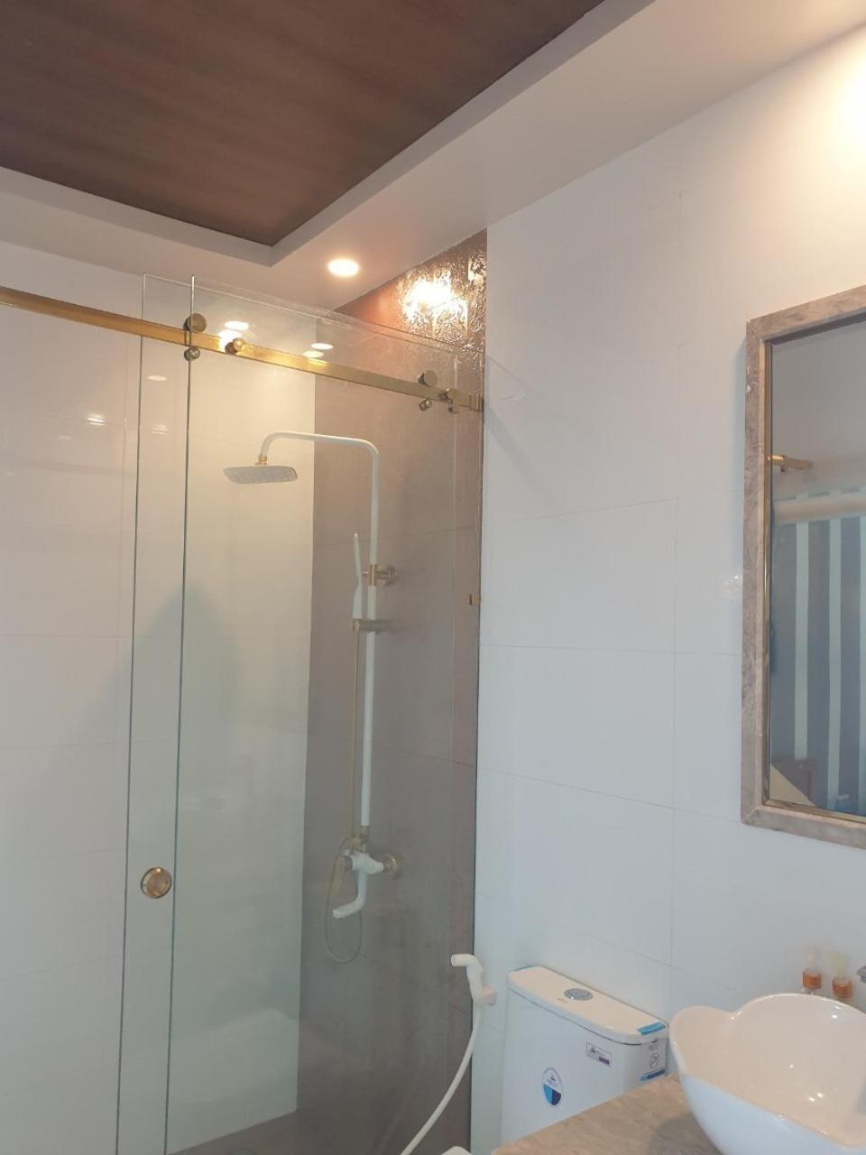 Khach San Quoc Te Hotel Cà Mau Екстериор снимка