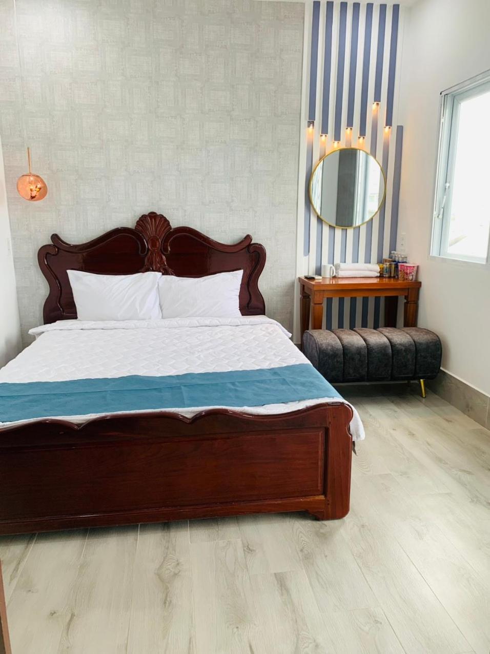 Khach San Quoc Te Hotel Cà Mau Екстериор снимка