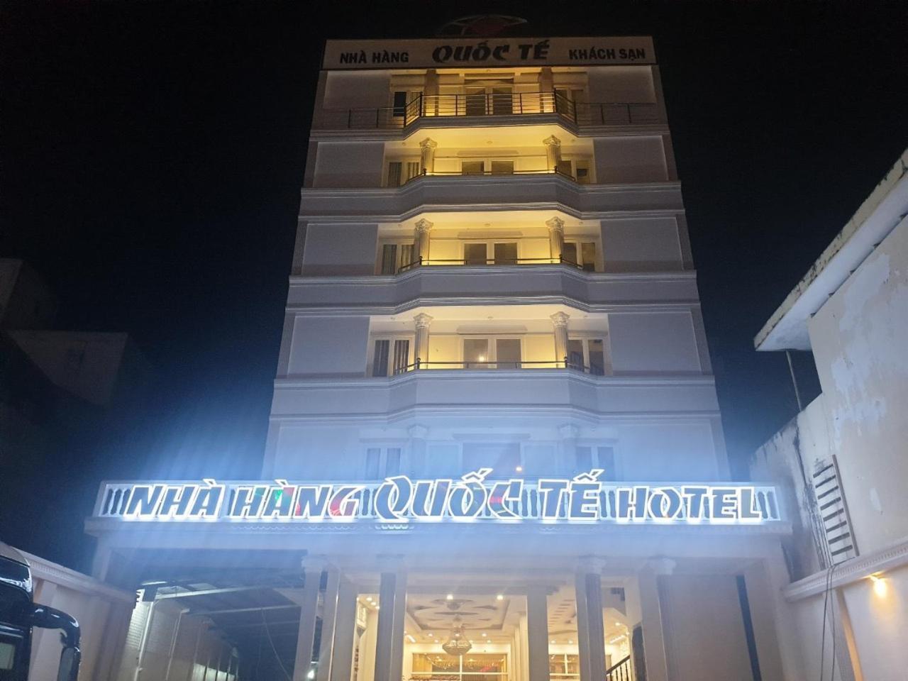 Khach San Quoc Te Hotel Cà Mau Екстериор снимка